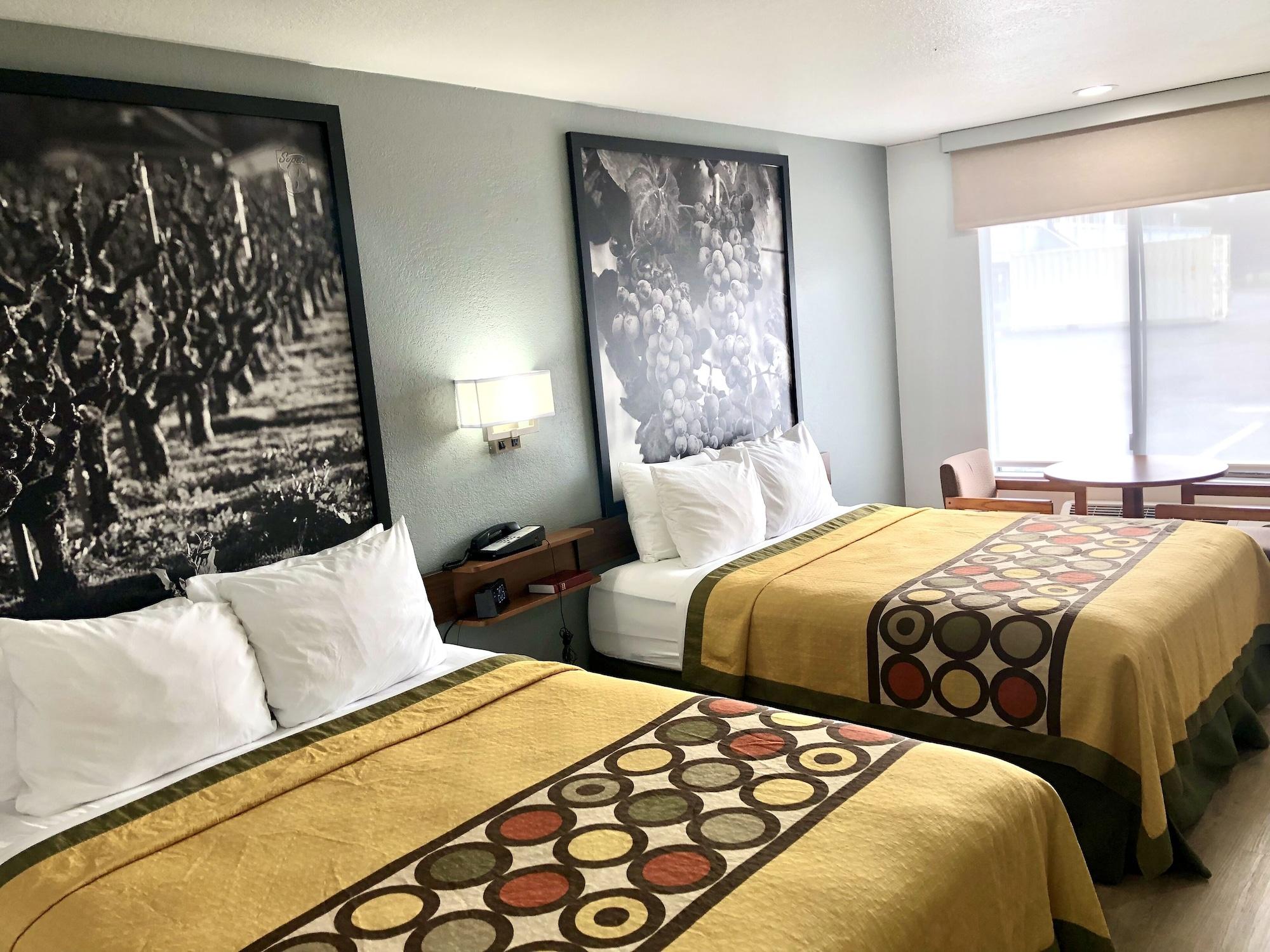 Super 8 By Wyndham Fort Bragg Zewnętrze zdjęcie
